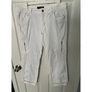 White House black market white embellished ankle jeans size 8